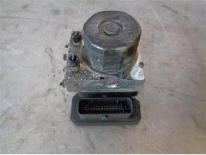 Używane Pompa ABS Nissan Qashqai (J11) Cena na żądanie oferowane przez Autohandel-Smet Gebroeders NV