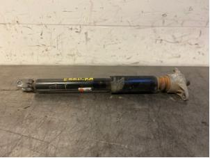 Begagnade Stötdämpare, höger bak Kia Cee'd Sportswagon (JDC5) Pris på förfrågan erbjuds av Autohandel-Smet Gebroeders NV