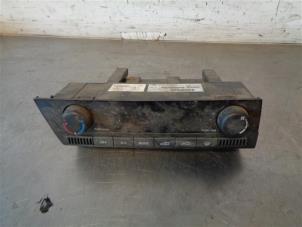 Gebruikte Airco bedieningspaneel Ssang Yong Actyon Sports II 2.0 Xdi 16V 4WD Prijs op aanvraag aangeboden door Autohandel-Smet Gebroeders NV