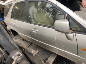 Begagnade Framdörr, 4-dörrars, höger Lexus RX (L2) 300 V6 24V VVT-i Pris på förfrågan erbjuds av Autohandel-Smet Gebroeders NV