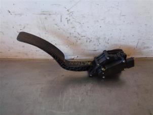 Begagnade Gaspedalsensor Ssang Yong Actyon Sports II 2.0 Xdi 16V 4WD Pris på förfrågan erbjuds av Autohandel-Smet Gebroeders NV