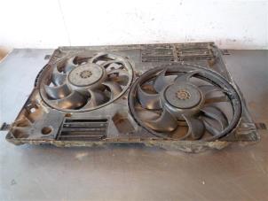 Używane Silnik wentylatora Ford Kuga II (DM2) 2.0 TDCi 16V 150 4x4 Cena na żądanie oferowane przez Autohandel-Smet Gebroeders NV