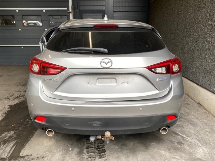 Baklykta, höger från en Mazda 3 (BM/BN) 2.2 SkyActiv-D 150 16V 2014