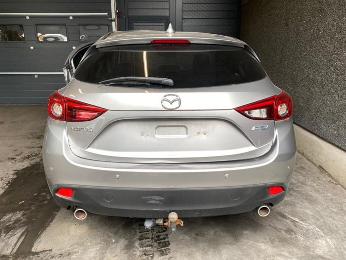 Baklykta, höger från en Mazda 3 (BM/BN) 2.2 SkyActiv-D 150 16V 2014