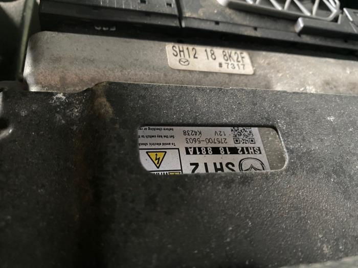 Computer Motormanagement van een Mazda 3 (BM/BN) 2.2 SkyActiv-D 150 16V 2014