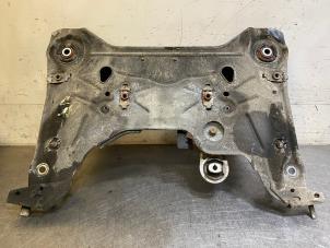 Gebruikte Subframe Renault Espace (JK) 2.0 dCi 16V 150 FAP . Prijs op aanvraag aangeboden door Autohandel-Smet Gebroeders NV