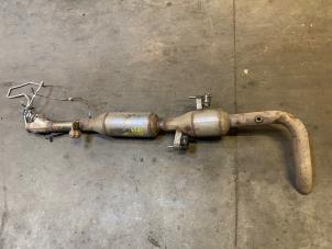 Begagnade Avgasgrenrör + katalysator Opel Movano 2.3 BiTurbo 16V FWD Pris på förfrågan erbjuds av Autohandel-Smet Gebroeders NV