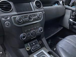Begagnade Innerdisplay Landrover Discovery IV (LAS) 3.0 TD V6 24V Van Pris på förfrågan erbjuds av Autohandel-Smet Gebroeders NV