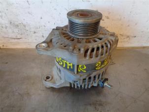 Gebruikte Dynamo Nissan Cabstar (F22) 35.14/45.14 DCI Prijs op aanvraag aangeboden door Autohandel-Smet Gebroeders NV