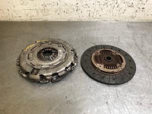 Begagnade Kopplingssats (komplett) Fiat Ducato (250) 2.3 D 130 Multijet Pris på förfrågan erbjuds av Autohandel-Smet Gebroeders NV