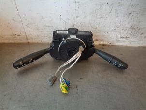 Gebruikte Combischakelaar Stuurkolom Peugeot 307 Break (3E) 1.6 HDi 90 16V Prijs op aanvraag aangeboden door Autohandel-Smet Gebroeders NV