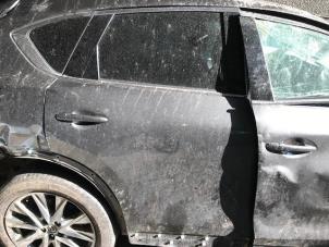 Gebruikte Portier 4Deurs rechts-achter Mazda CX-5 II (KF) 2.2 SkyActiv-D 184 16V 4WD Prijs op aanvraag aangeboden door Autohandel-Smet Gebroeders NV