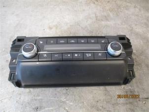Gebruikte Airco bedieningspaneel Mazda CX-5 II (KF) 2.2 SkyActiv-D 184 16V 4WD Prijs op aanvraag aangeboden door Autohandel-Smet Gebroeders NV