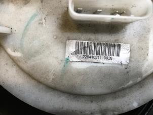 Gebruikte Tank element Pomp Mercedes E (W213) E-220d 2.0 Turbo 16V Prijs op aanvraag aangeboden door Autohandel-Smet Gebroeders NV