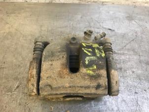 Begagnade Främre bromsok, vänster BMW X2 (F39) xDrive 18d 2.0 16V Pris på förfrågan erbjuds av Autohandel-Smet Gebroeders NV