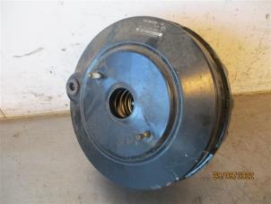 Gebruikte Rembekrachtiger Nissan NV 400 (M9J) 2.3 dCi 110 16V Prijs op aanvraag aangeboden door Autohandel-Smet Gebroeders NV