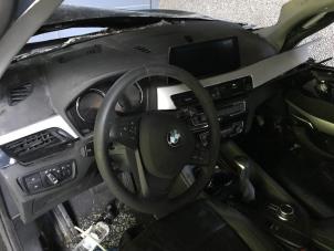 Begagnade Airbag set + instrumentbräda BMW X1 (F48) xDrive 25e 1.5 12V TwinPower Turbo Pris på förfrågan erbjuds av Autohandel-Smet Gebroeders NV