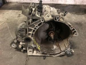 Begagnade Växellåda Citroen Jumper (U9) 2.2 HDi 110 Pris på förfrågan erbjuds av Autohandel-Smet Gebroeders NV