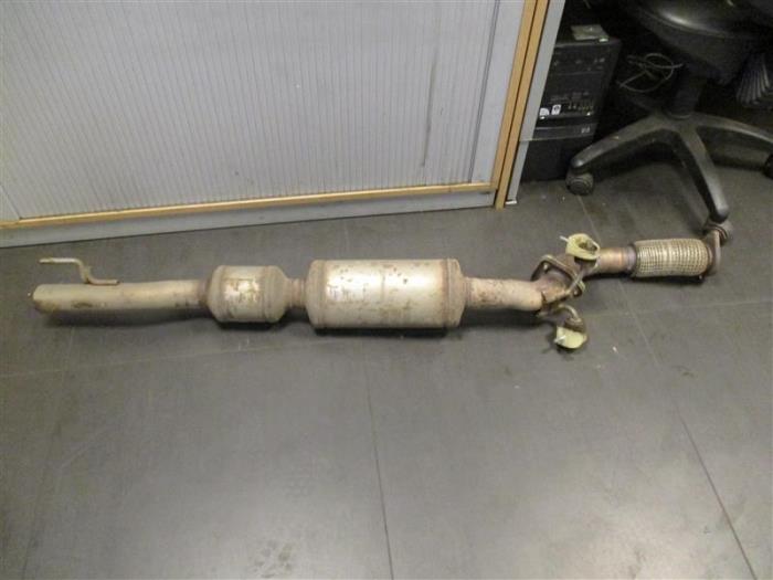 Katalytisk avgasrenare från en Opel Astra K 1.5 CDTi 122 12V 2020