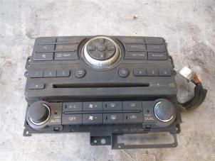 Gebruikte Airco bedieningspaneel Nissan Navara (D40) 3.0 dCi V6 24V DPF 4x4 Prijs op aanvraag aangeboden door Autohandel-Smet Gebroeders NV