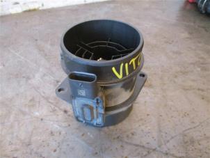 Begagnade Luftflödesmätare Mercedes Vito Tourer (447.7) 2.2 114 CDI 16V Pris på förfrågan erbjuds av Autohandel-Smet Gebroeders NV