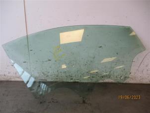 Begagnade Dörrfönster, 4-dörrars, höger fram Ford Puma 1.0 Ti-VCT EcoBoost mHEV 12V Pris på förfrågan erbjuds av Autohandel-Smet Gebroeders NV