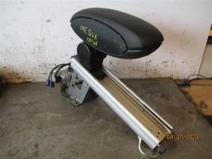 Gebruikte Armsteun Mini Countryman (R60) 1.6 16V Cooper ALL4 Prijs op aanvraag aangeboden door Autohandel-Smet Gebroeders NV