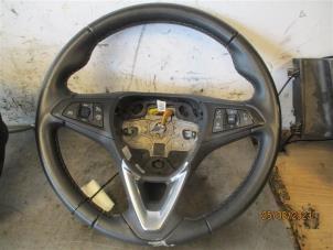 Gebruikte Stuurwiel Opel Astra K 1.0 Turbo 12V Prijs op aanvraag aangeboden door Autohandel-Smet Gebroeders NV