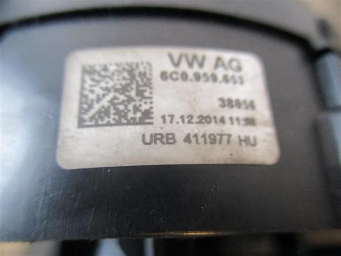 Spak, rattstång från en Skoda Fabia III (NJ3) 1.2 TSI 16V 2015