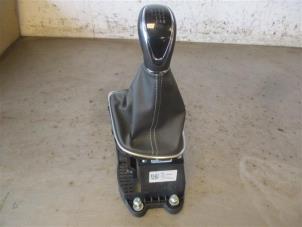 Gebruikte Versnellingspook Opel Astra K Sports Tourer 1.5 CDTi 105 12V Prijs op aanvraag aangeboden door Autohandel-Smet Gebroeders NV