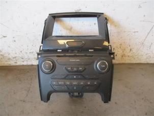 Begagnade Luftkonditionering, kontrollpanel Ford Ranger 2.0 EcoBlue 16V 4x4 Pris på förfrågan erbjuds av Autohandel-Smet Gebroeders NV