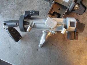 Gebruikte Kontaktslot + Sleutel Ford Transit 2.0 TDCi 16V Eco Blue 170 Prijs op aanvraag aangeboden door Autohandel-Smet Gebroeders NV