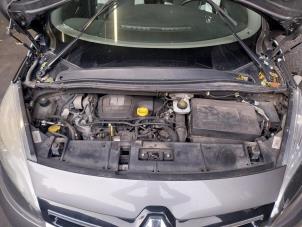 Begagnade Motor Renault Scénic III (JZ) 1.6 Energy dCi 130 Pris på förfrågan erbjuds av Autohandel-Smet Gebroeders NV