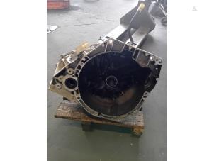 Gebruikte Versnellingsbak Renault Scénic IV (RFAJ) 1.3 TCE 115 16V Prijs op aanvraag aangeboden door Autohandel-Smet Gebroeders NV