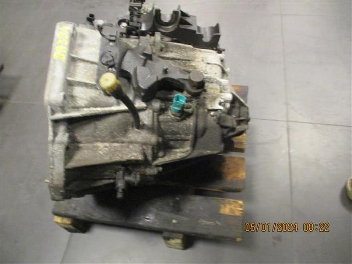 Växellåda från en Vauxhall Vivaro B Combi 1.6 CDTI Biturbo 140 2019