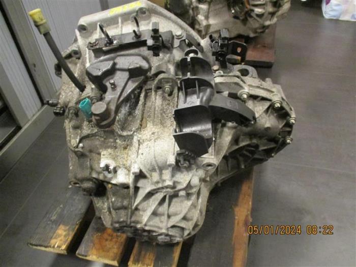 Växellåda från en Vauxhall Vivaro B Combi 1.6 CDTI Biturbo 140 2019