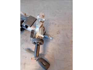 Gebruikte Kontaktslot + Sleutel Ford Transit 2.0 TDCi 16V Eco Blue 170 RWD Prijs op aanvraag aangeboden door Autohandel-Smet Gebroeders NV