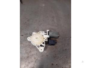 Gebruikte Raammotor Portier Ford Focus 4 1.0 Ti-VCT EcoBoost 12V 125 Prijs op aanvraag aangeboden door Autohandel-Smet Gebroeders NV