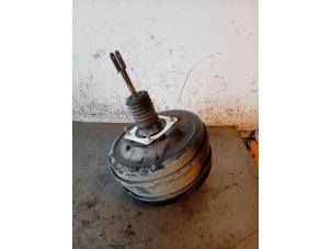 Gebruikte Rembekrachtiger Volkswagen Crafter 2.0 TDI 16V Prijs op aanvraag aangeboden door Autohandel-Smet Gebroeders NV