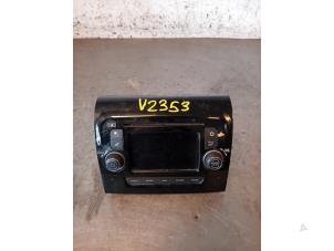 Begagnade Navigeringsdisplay Peugeot Boxer (U9) 2.2 HDi 130 Euro 5 Pris på förfrågan erbjuds av Autohandel-Smet Gebroeders NV