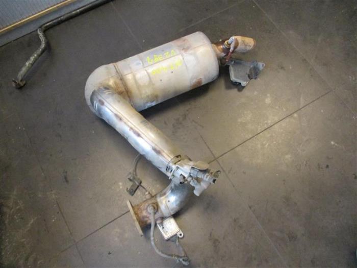 Katalytisk avgasrenare från en Nissan NT 400 Cabstar 3.0 DCI 35.13 2019