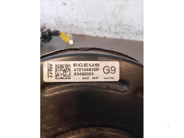 Bromsservo från en Vauxhall Vivaro B Combi 1.6 CDTI Biturbo 140 2019