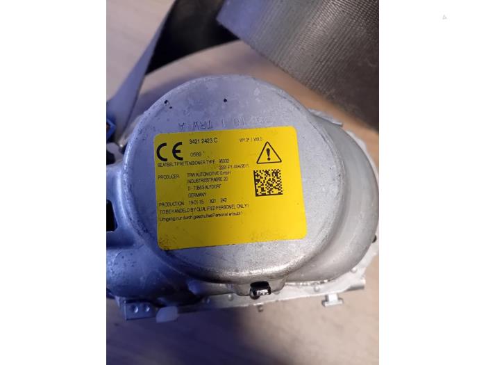 Främre säkerhetsbälte, vänster från en Vauxhall Vivaro B Combi 1.6 CDTI Biturbo 140 2019