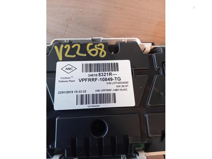 Vägmätare KM från en Vauxhall Vivaro B Combi 1.6 CDTI Biturbo 140 2019