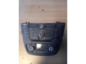 Gebruikte Airco bedieningspaneel Opel Insignia 2.0 CDTI 16V 130 Ecotec Prijs op aanvraag aangeboden door Autohandel-Smet Gebroeders NV