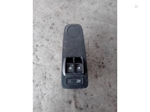 Begagnade Flerfunktionsbrytare, fönster Fiat Ducato (250) 2.3 D 120 Multijet Pris på förfrågan erbjuds av Autohandel-Smet Gebroeders NV