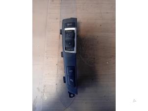 Gebruikte Schakelaar asr (div) BMW 6 serie Gran Coupe (F06) 640d 24V Prijs op aanvraag aangeboden door Autohandel-Smet Gebroeders NV