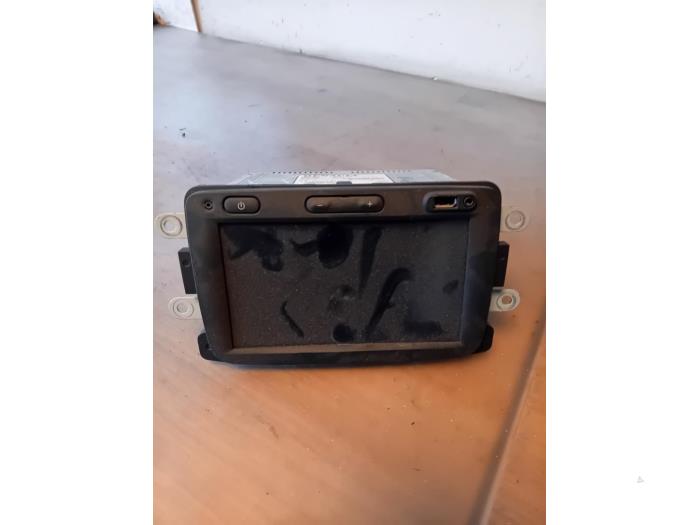 Navigatie Set van een Renault Captur (2R) 0.9 Energy TCE 12V 2016