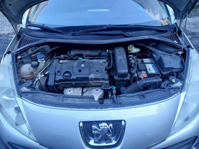Motor van een Peugeot 207/207+ (WA/WC/WM) 1.6 16V 2007
