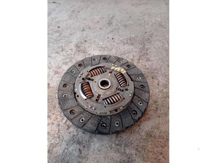 Kopplingsplåt från en Opel Corsa F (UB/UH/UP) 1.2 12V 75 2021